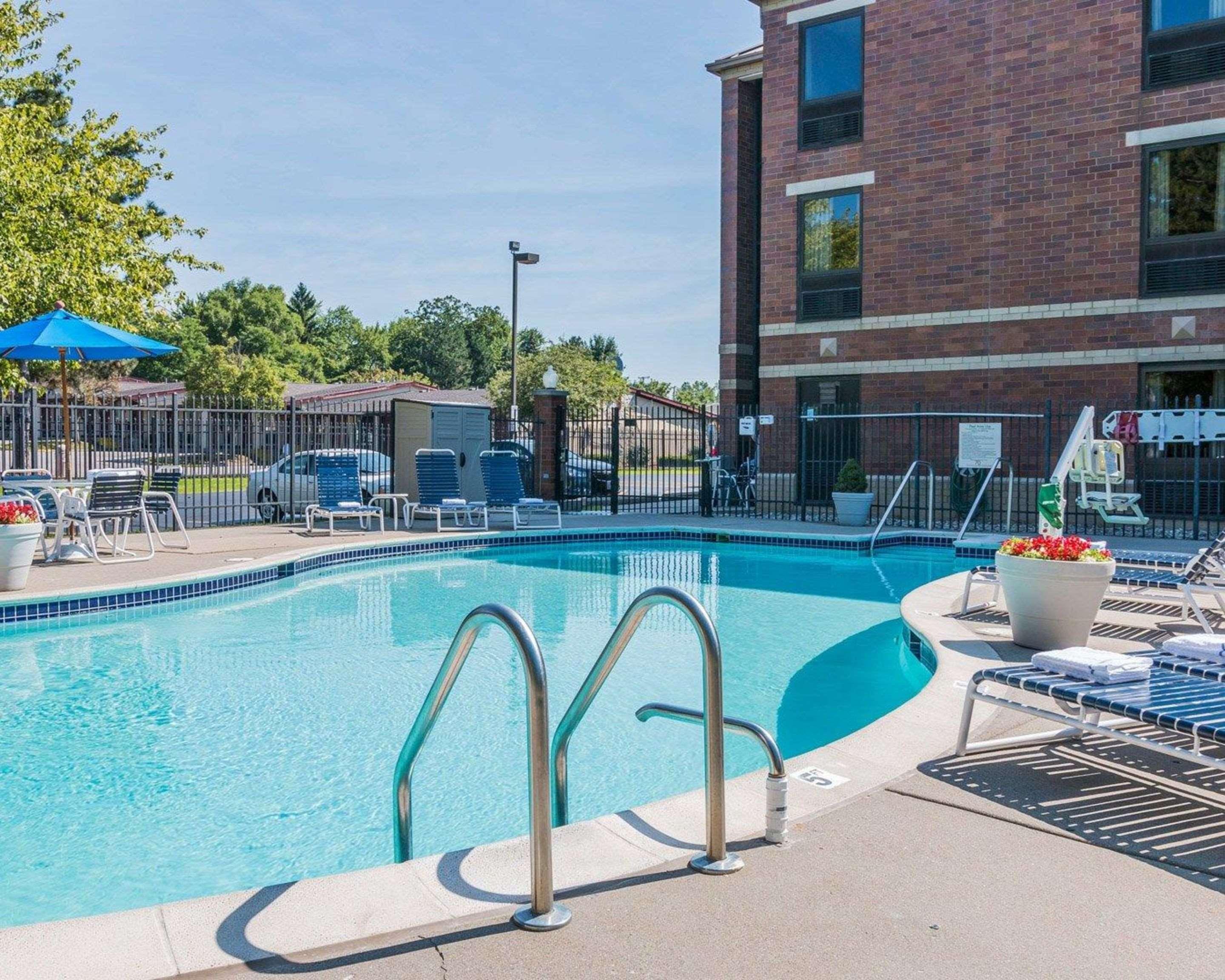 Quality Inn Auburn Hills - Detroit North Esterno foto