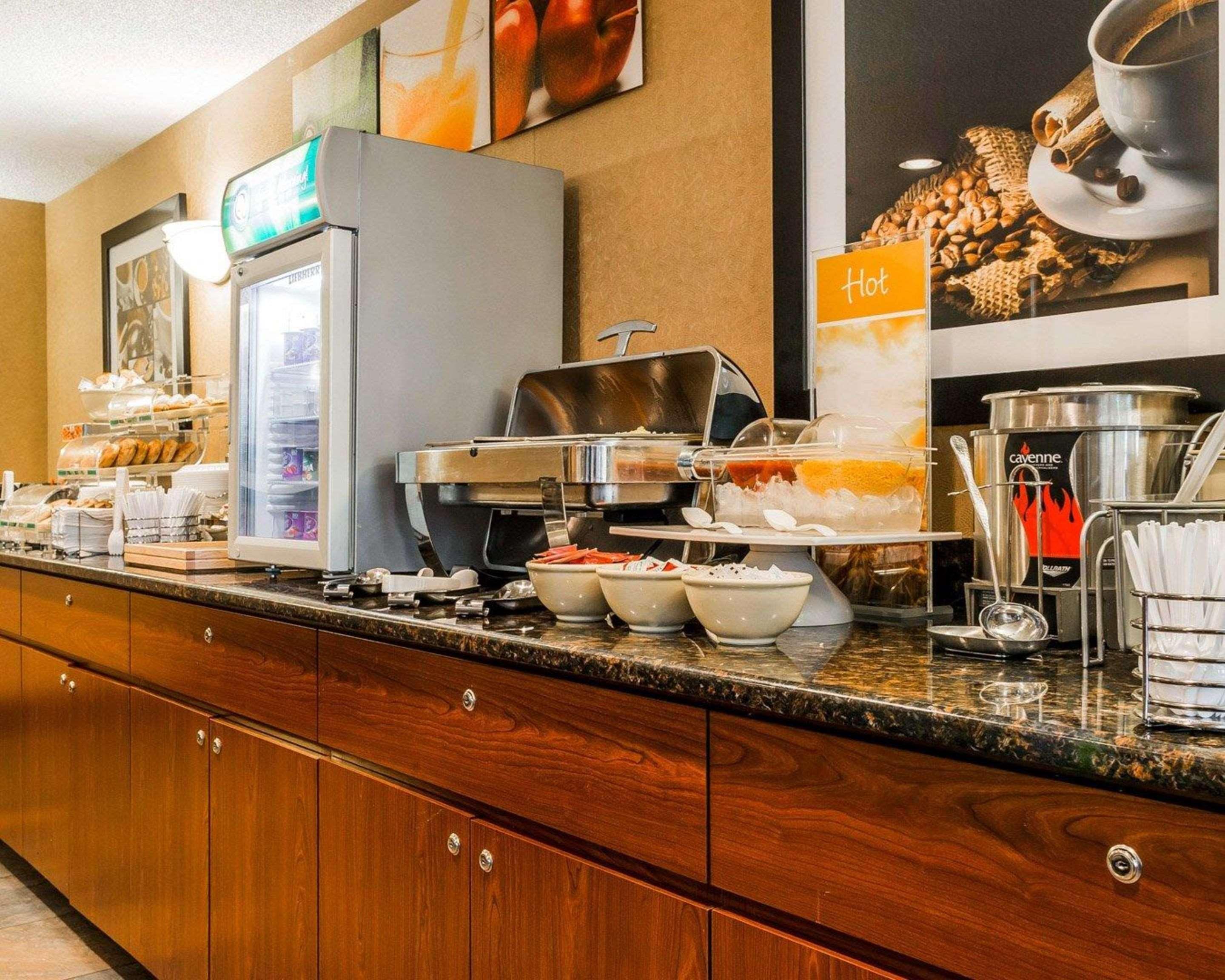 Quality Inn Auburn Hills - Detroit North Esterno foto